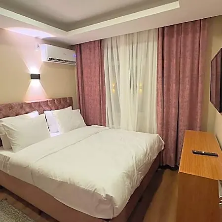 Albatros Apartment *